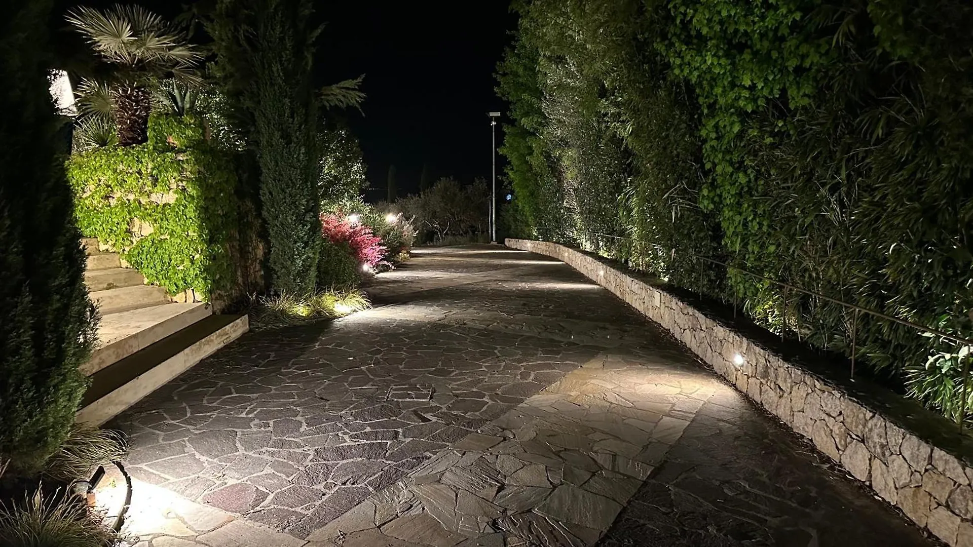 Valand Romantic Luxury Suite On Lake Garda - Bardolino Apartment