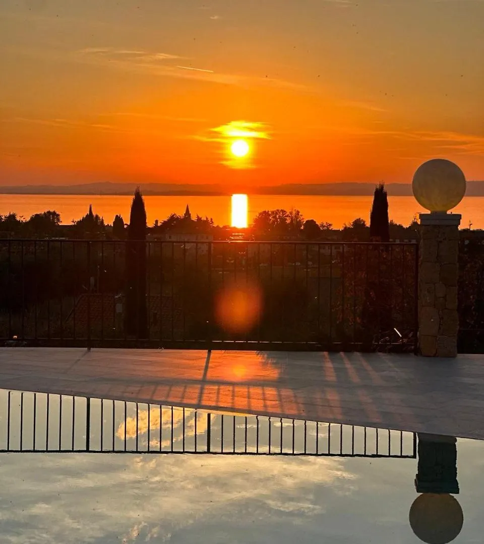 Valand Romantic Luxury Suite On Lake Garda - Bardolino