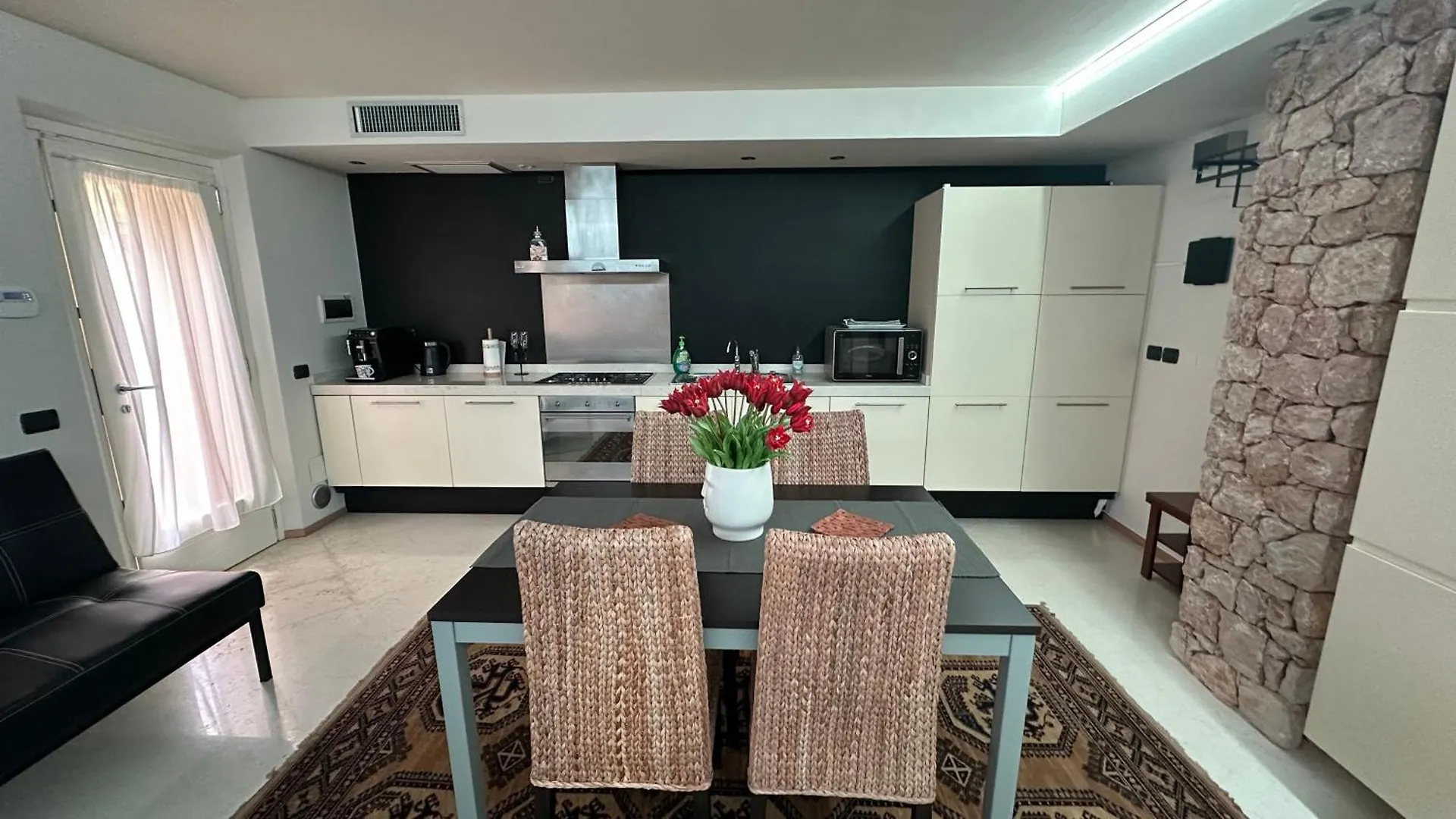 Valand Romantic Luxury Suite On Lake Garda - Bardolino